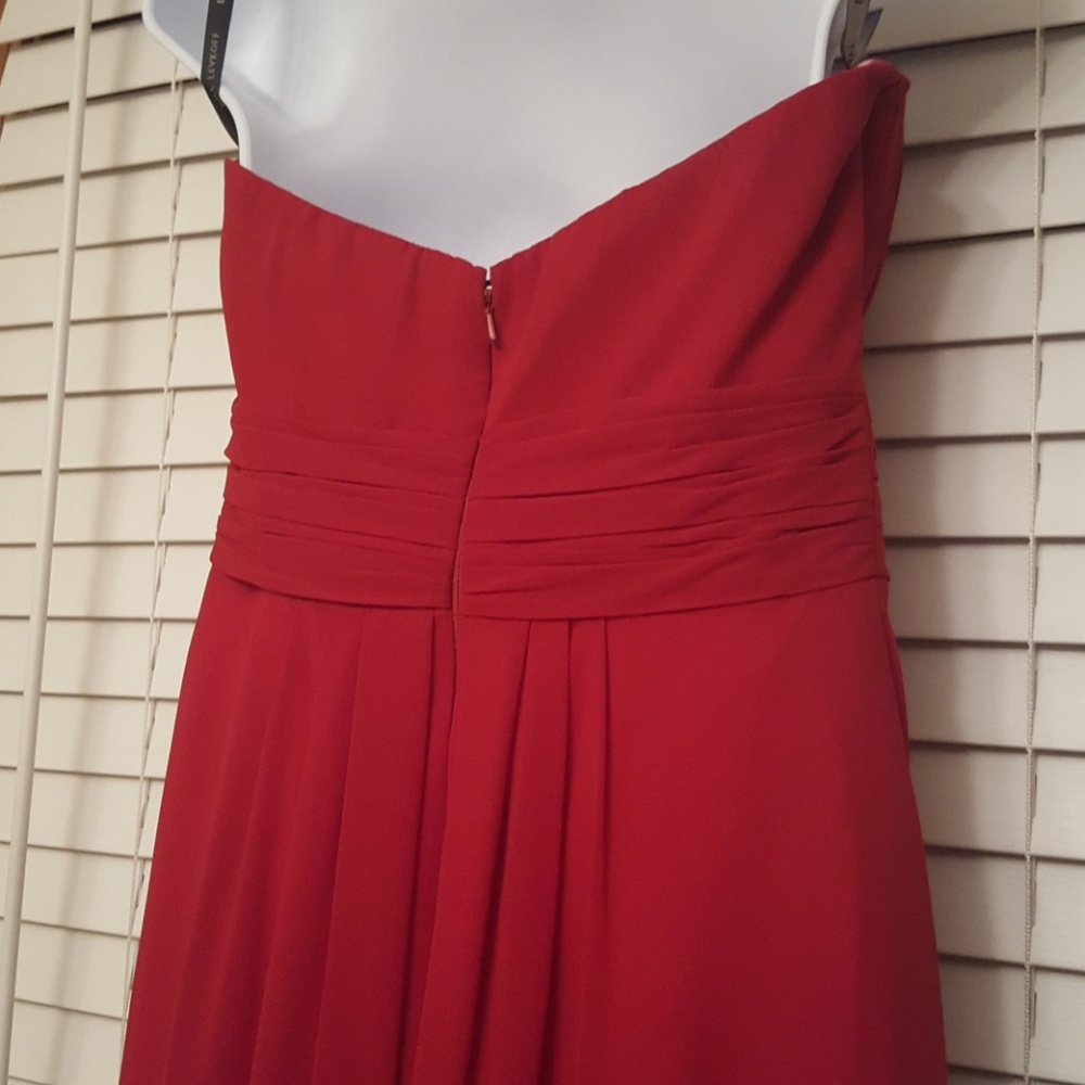 Dress - Picture 2 of 5